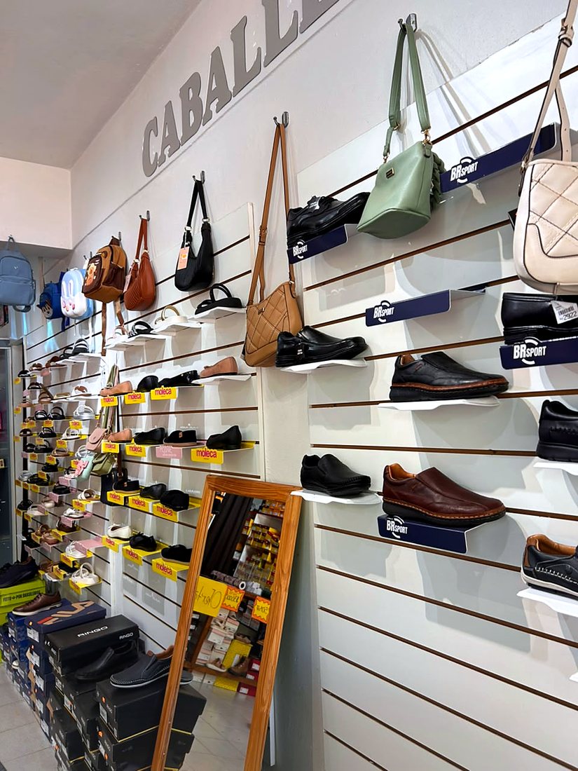 Sector de caballeros y carteras